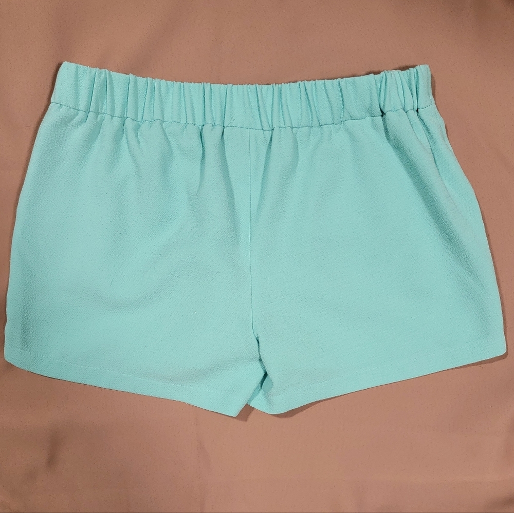 Mint pocket shorts - Picture 2 of 3